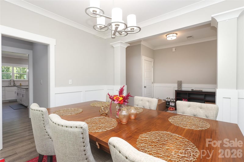 10105 Greenwood Ct, Charlotte, NC 28215