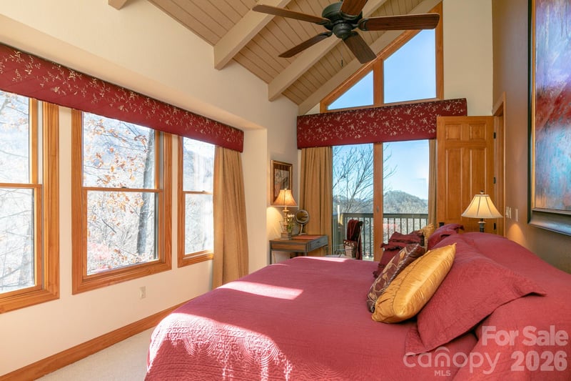 755 Andrew Banks Rd, Burnsville, NC 28714