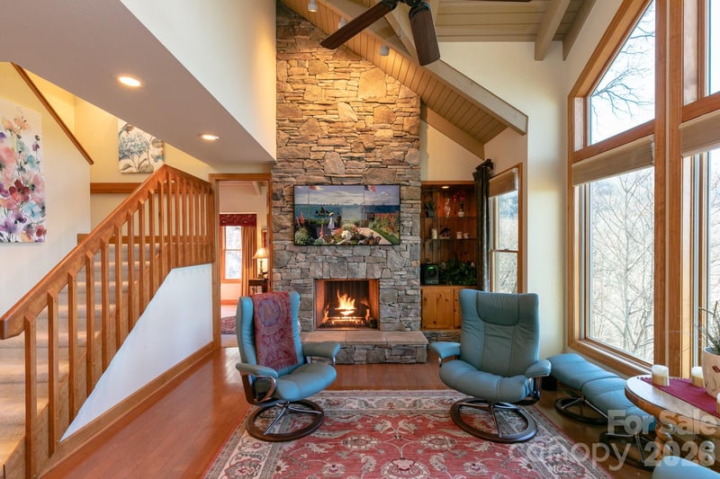 755 Andrew Banks Rd, Burnsville, NC 28714