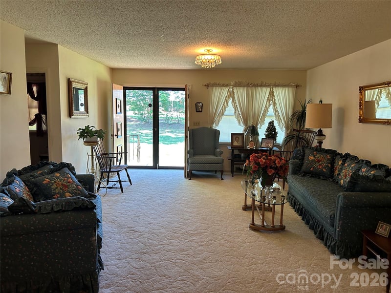336 Bridges Rd, Blacksburg, SC 29702