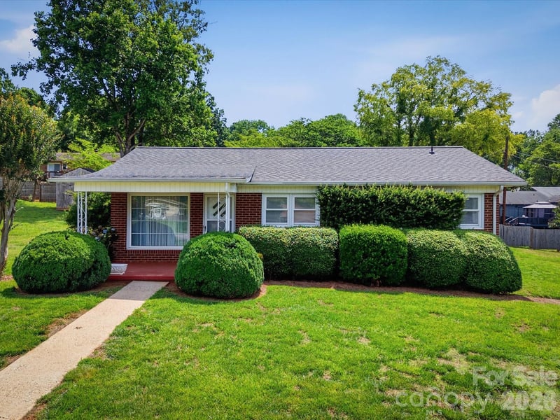 132 Starmount Cir #85-88, Morganton, NC 28655