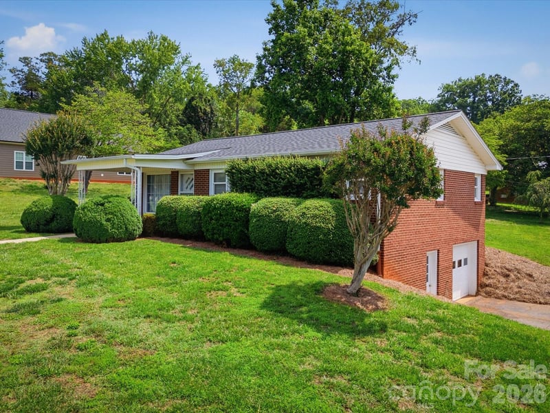 132 Starmount Cir #85-88, Morganton, NC 28655