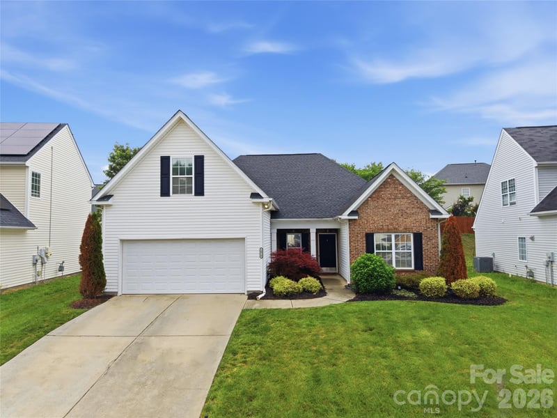 1016 Reigate Rd, Charlotte, NC 28262