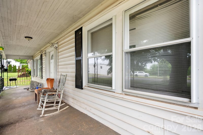 1311 College Ave, Newton, NC 28658