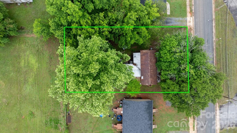 1311 College Ave, Newton, NC 28658