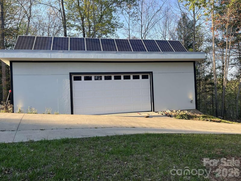 3445 Irish Hills Rd, Morganton, NC 28655