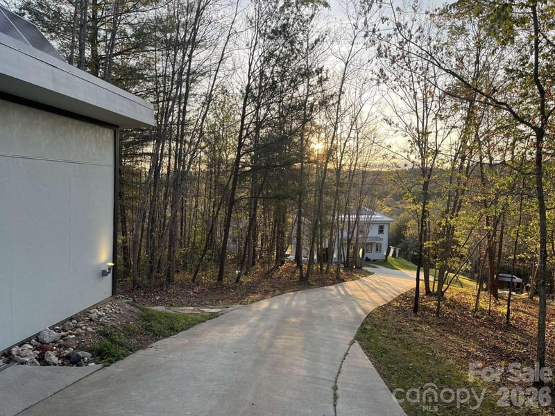 3445 Irish Hills Rd, Morganton, NC 28655