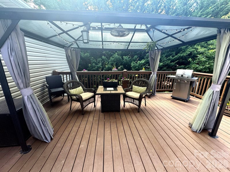 31 Enochs Way, Fletcher, NC 28732