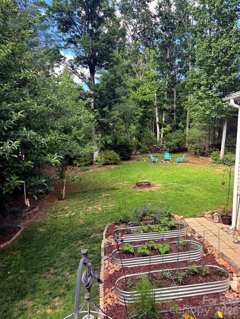 31 Enochs Way, Fletcher, NC 28732