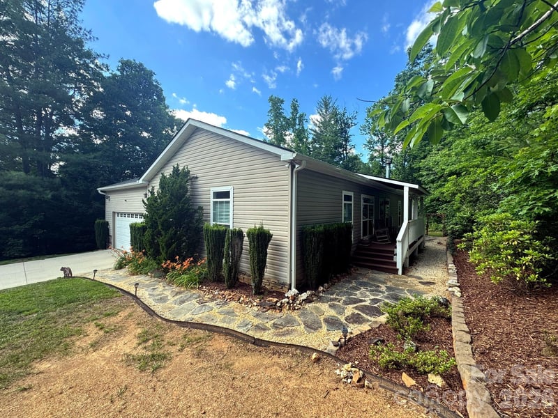 31 Enochs Way, Fletcher, NC 28732