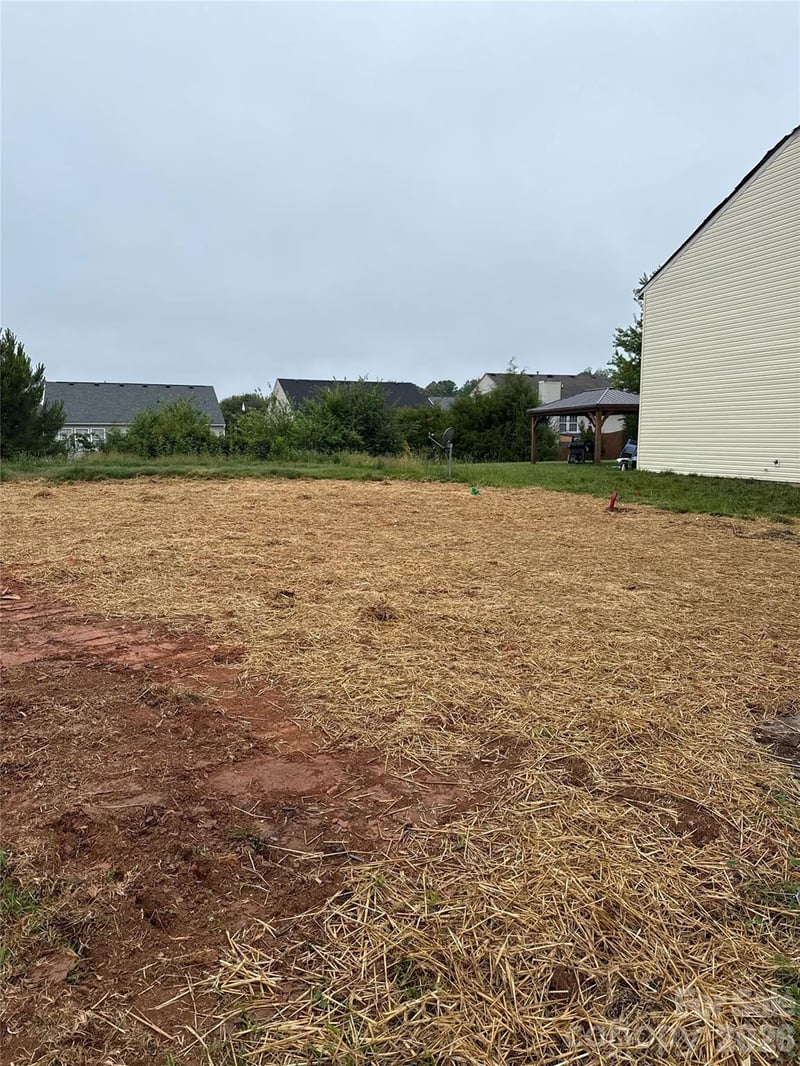 329 Zander Woods Ct, Mount Holly, NC 28120