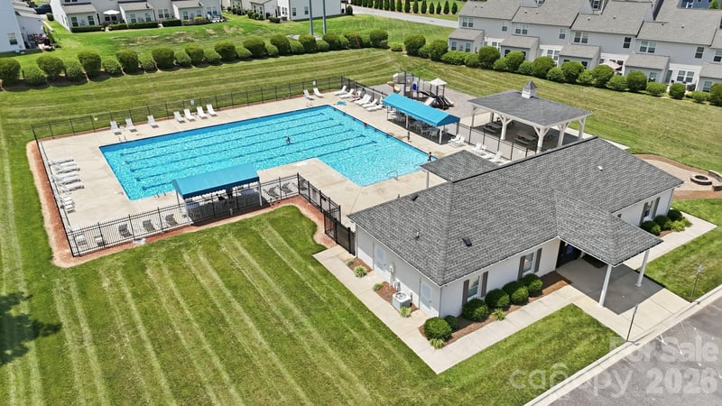 112 B Davenport Dr, Statesville, NC 28677