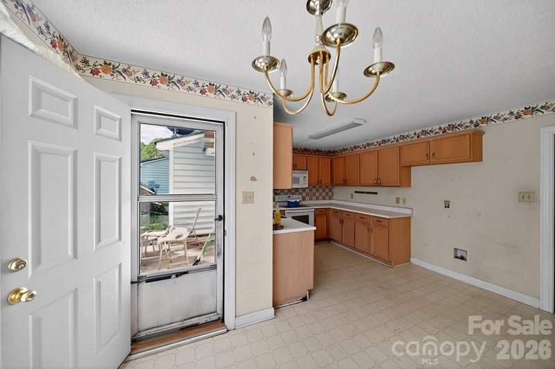 2205 Old Sparta Rd, Rocky Mount, NC 27804