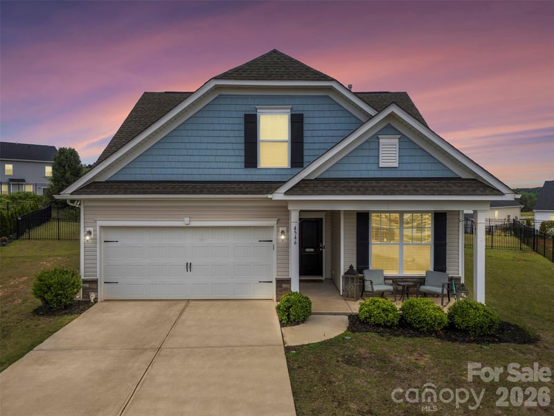 4546 Dover Ct, Denver, NC 28037