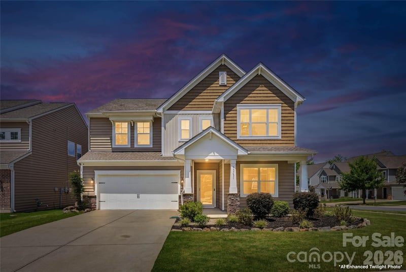 13731 Canterbury Castle Dr, Charlotte, NC 28273
