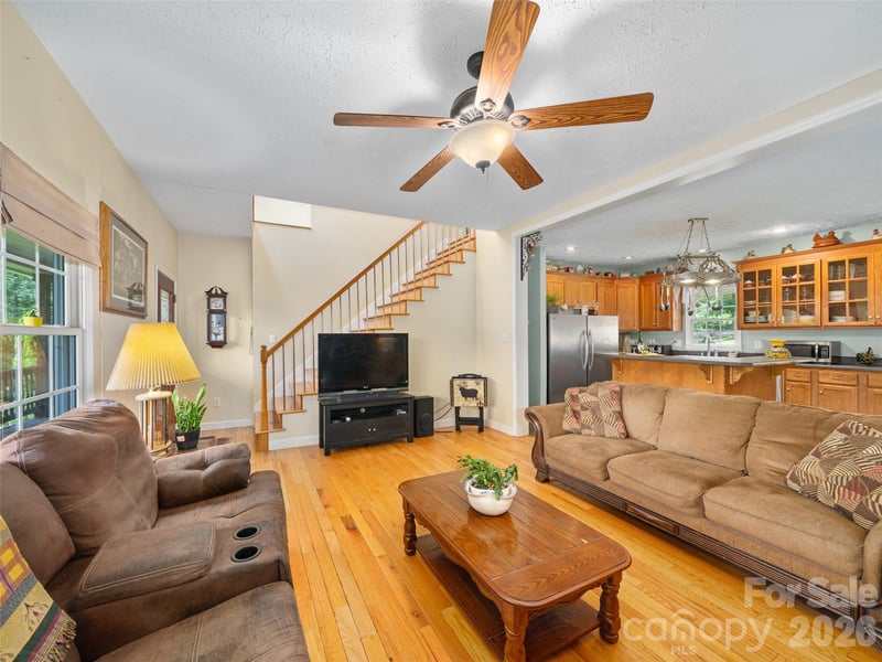 2216 Beans Creek Rd, Bakersville, NC 28705
