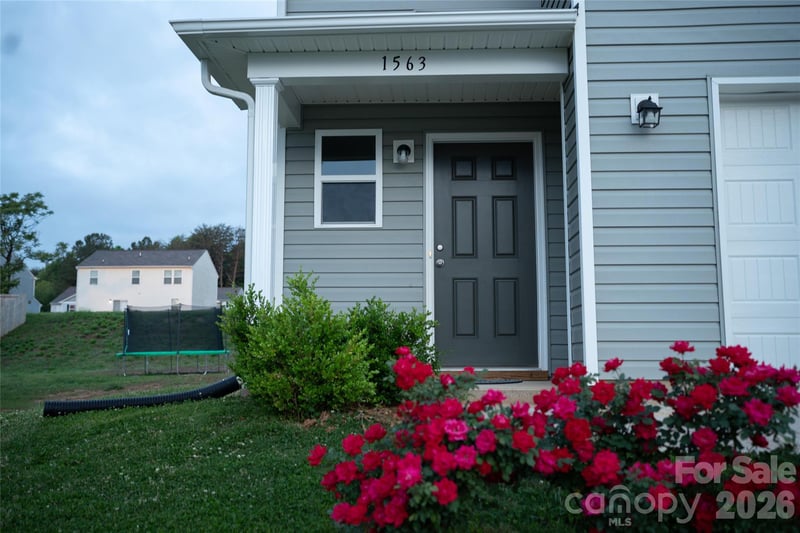 1563 Catskill Way, Newton, NC 28658