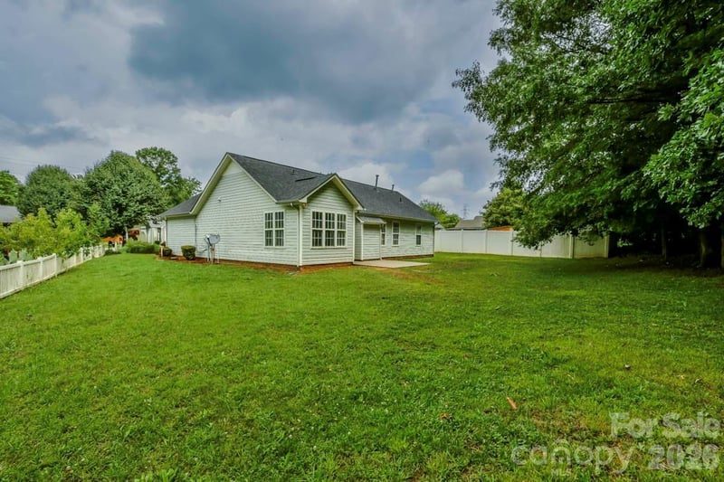 3510 Tracy Glenn Ct, Charlotte, NC 28269