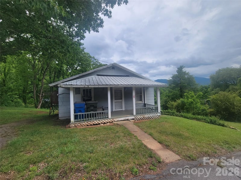 170 Ray St, Waynesville, NC 28786
