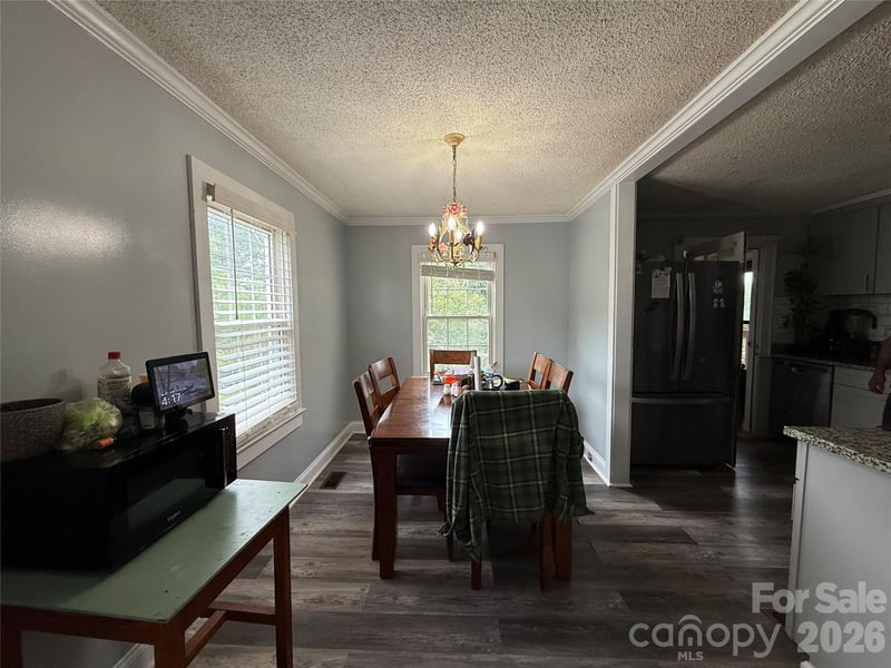709 Dixie Ave, Valdese, NC 28690