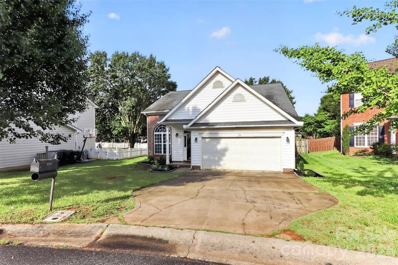 1194 Tufton Pl, Concord, NC 28027