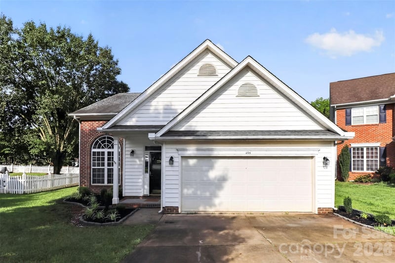 1194 Tufton Pl, Concord, NC 28027