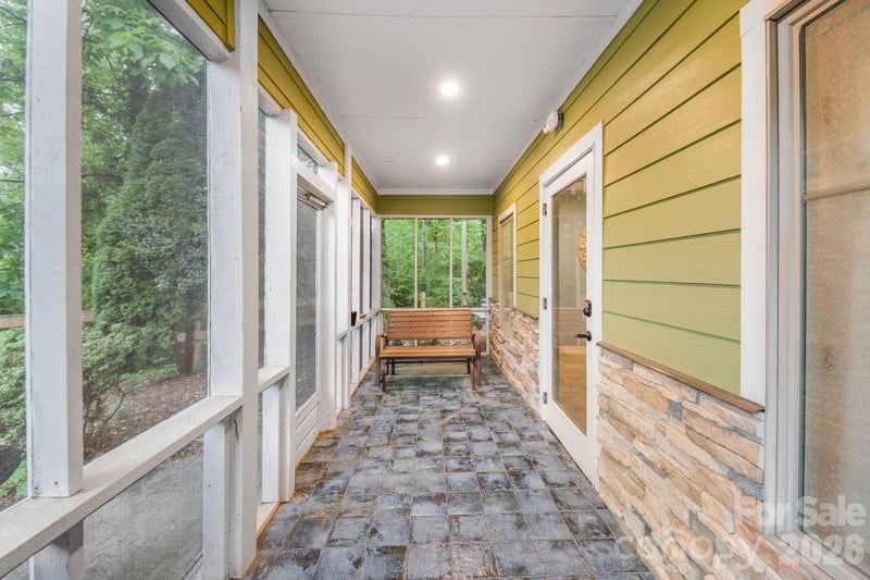 364 Weaverville Rd, Asheville, NC 28804