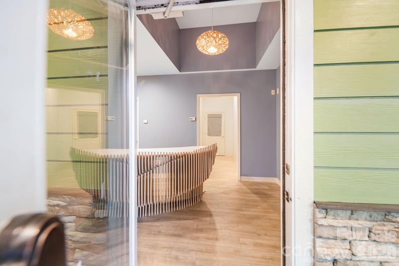 364 Weaverville Rd, Asheville, NC 28804