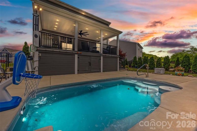 1023 Ava Trail Ln, Clover, SC 29710