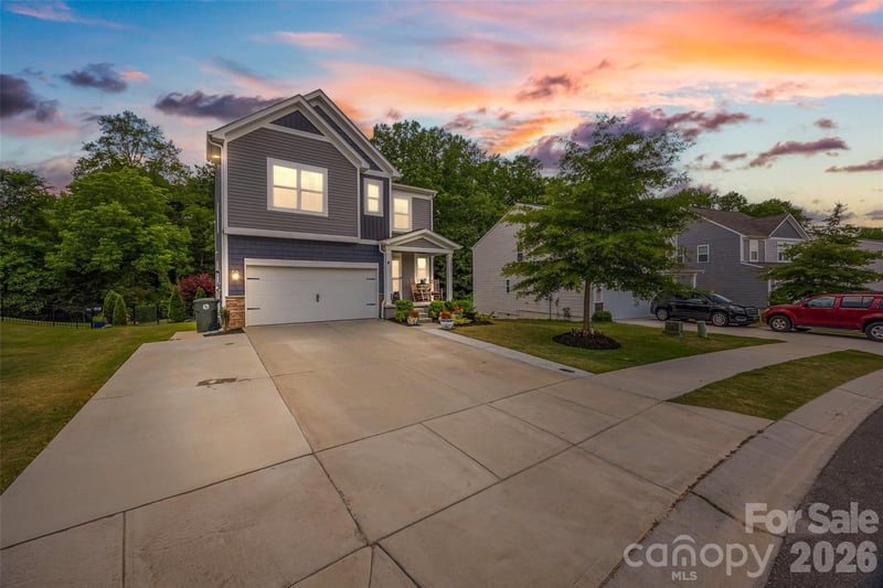 1023 Ava Trail Ln, Clover, SC 29710