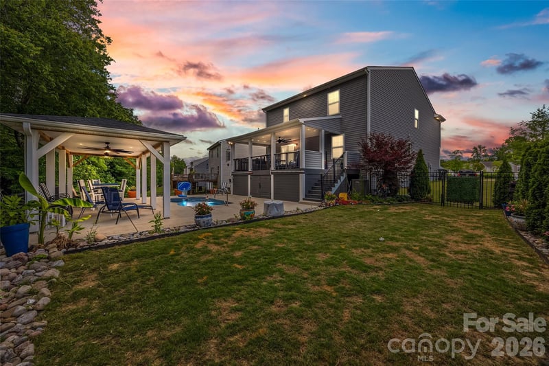 1023 Ava Trail Ln, Clover, SC 29710