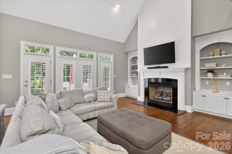 8707 Calumet Farms Dr, Waxhaw, NC 28173