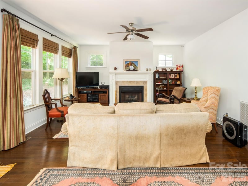 541 Welsh Partridge Cir, Biltmore Lake, NC 28715