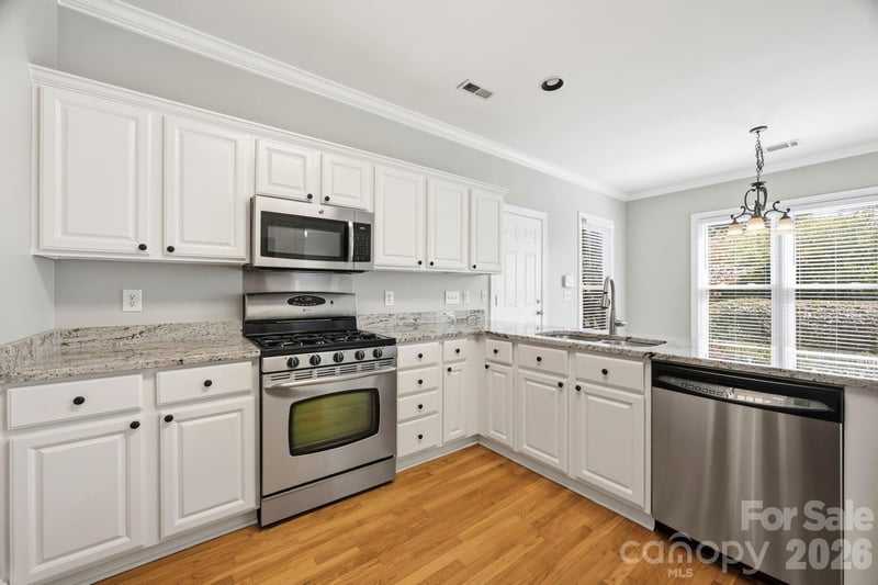 805 Celbridge Ct, Charlotte, NC 28270