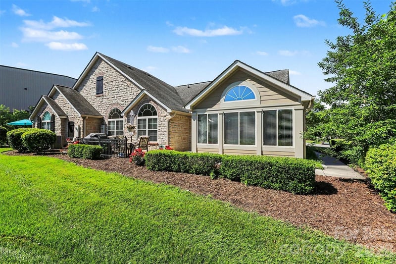 4720 Polo Gate Blvd, Charlotte, NC 28216