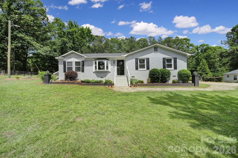 1516 Lowrys Hw, Chester, SC 29706