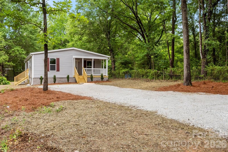 321 Bell Rd, Kings Mountain, NC 28086