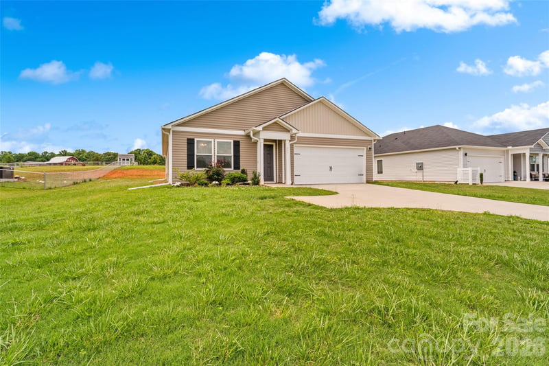 857 Oak Ridge Rd, Gaffney, SC 29341