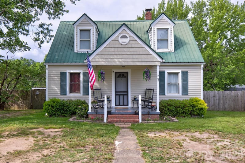 202 Chester Ave #2, Great Falls, SC 29055