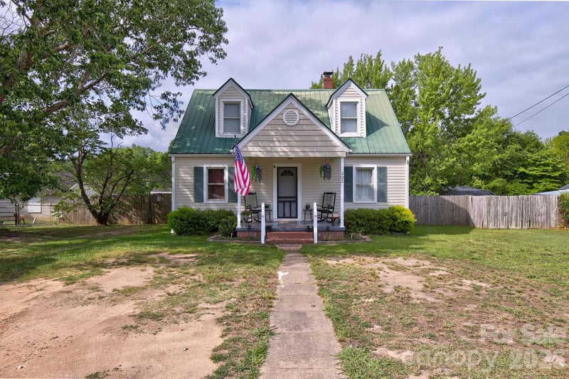 202 Chester Ave #2, Great Falls, SC 29055