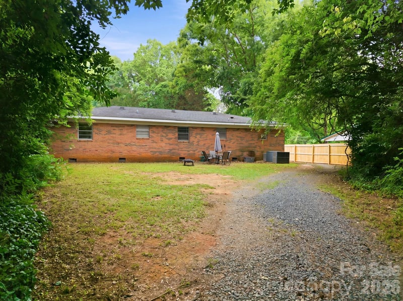 304 Shady Ln, Norwood, NC 28128