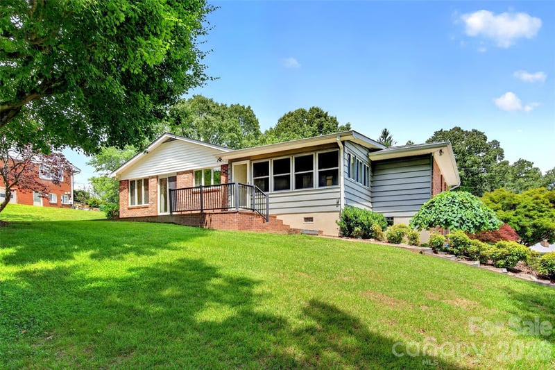 35 Mountain Ter, Asheville, NC 28806