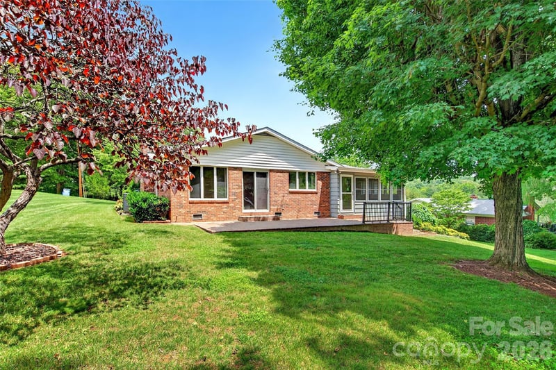 35 Mountain Ter, Asheville, NC 28806