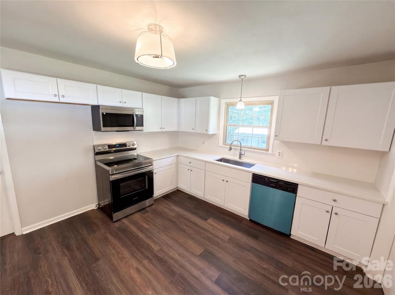 1415 Crestfield Dr, Lancaster, SC 29720