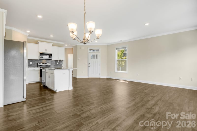 124 Creekview Rd, Hendersonville, NC 28791