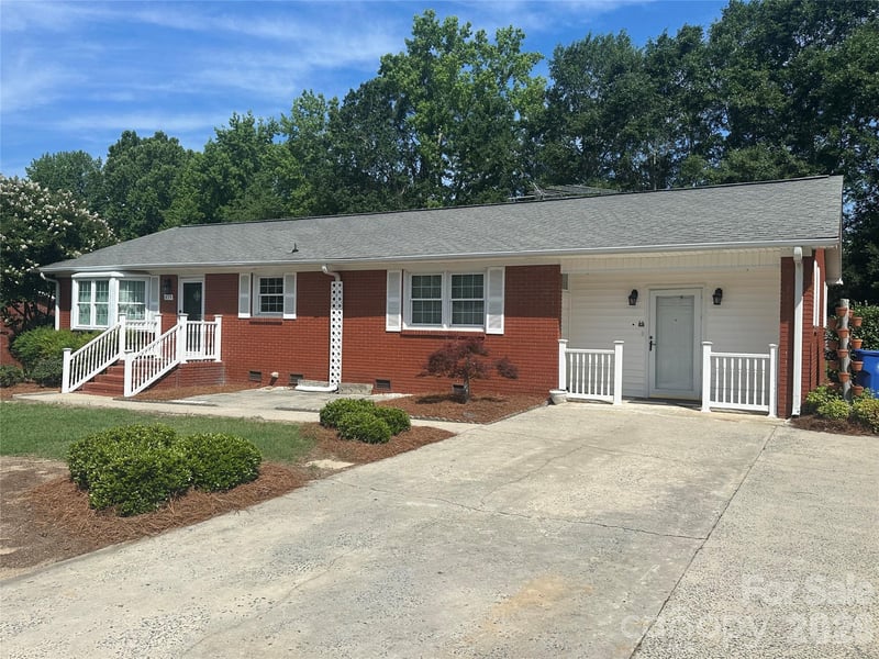 419 Pigg St, Pageland, SC 29728
