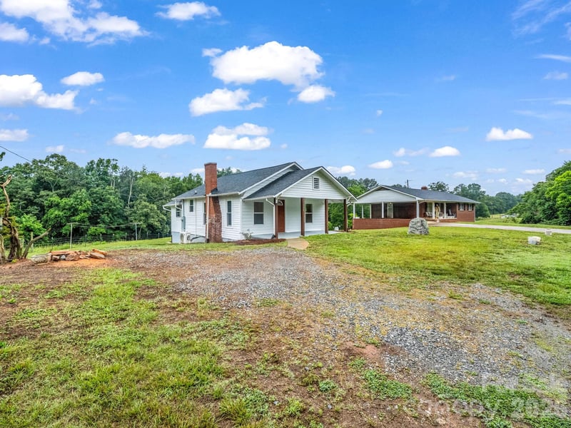 170 Dobbins Rd, Ellenboro, NC 28040