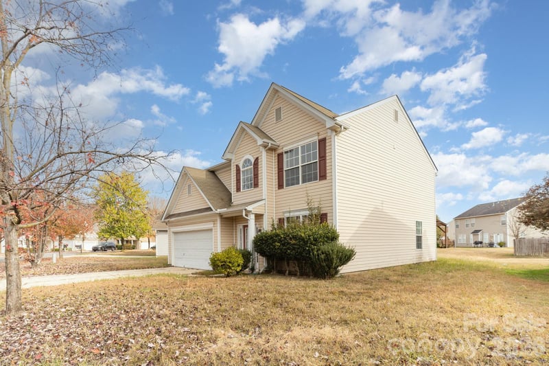 14413 Asheton Creek Dr, Charlotte, NC 28273