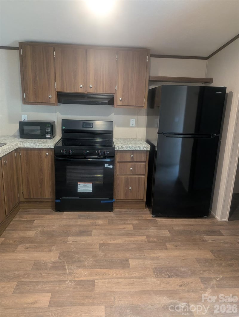 5184 Smawley Ave, Morganton, NC 28655