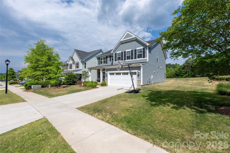 120 Welcombe St, Mooresville, NC 28115
